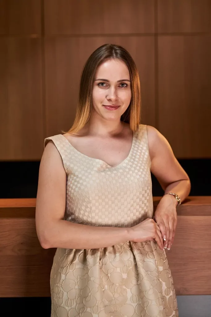 Марина Мкртычева